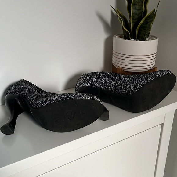 John Fluevog Attention Paris Suede Rounded Toe Leather Retro High Heels - Picture 9 of 11